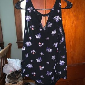 Black floral tank top